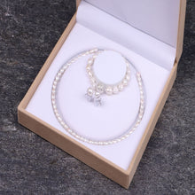 Last inn bildet i Galleri-visningsprogrammet, Hårbøyle i ekte ferskvannsperlrer