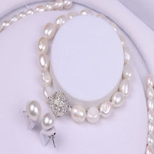 Last inn bildet i Galleri-visningsprogrammet, Hårbøyle i ekte ferskvannsperlrer