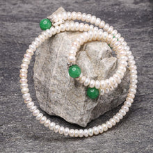 Last inn bildet i Galleri-visningsprogrammet, Halsring og armbånd i ekte perler