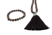 Last inn bildet i Galleri-visningsprogrammet, Sett med kjede og armbånd i tromlet stein