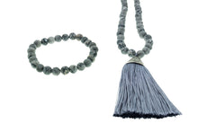 Last inn bildet i Galleri-visningsprogrammet, Sett med kjede og armbånd i tromlet stein