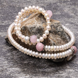 Halsring og armbånd i ekte perler