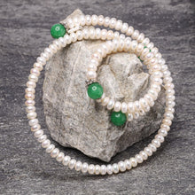 Last inn bildet i Galleri-visningsprogrammet, Halsring og armbånd i ekte perler
